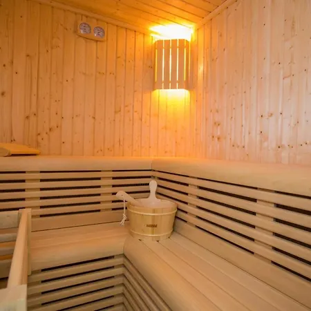 Zavrelje Sleeps 8 Pool Wifi Villa Mlini
